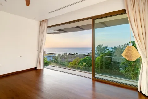 Penthouse in Phuket, Thailand 4 bedrooms № 154655 - photo 3