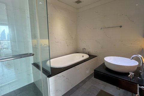 Condo in Khlong Toei, Bangkok, Thailand, 1 bedroom  № 200904 - photo 7