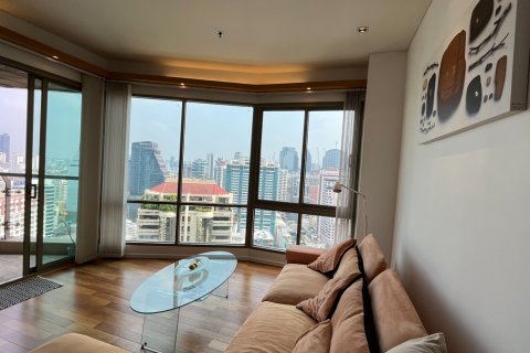 Condo in Khlong Toei, Bangkok, Thailand, 1 bedroom  № 200904 - photo 5