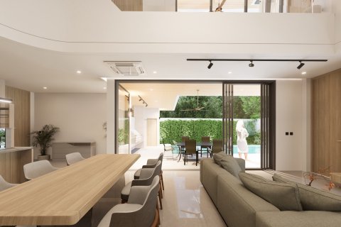 Villa in Rawai, Thailand 4 bedrooms № 169872 - photo 2