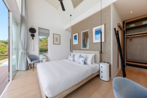 House in Ko Samui, Thailand 4 bedrooms № 180578 - photo 16