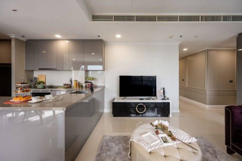 Penthouse in Bangkok, Thailand 3 bedrooms № 180576 - photo 3