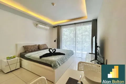 Studio in the Condo in Pattaya, Thailand  № 210690