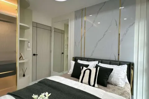 Casa de 5 dormitorios en Jomtien Beach, Pattaya, Tailandia № 210691 - foto 5