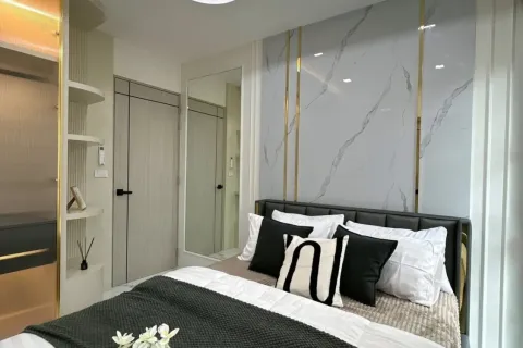 Casa de 5 dormitorios en Jomtien Beach, Pattaya, Tailandia № 210691 - foto 24