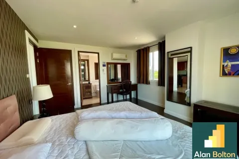 Condominio de 2 dormitorios en Jomtien Beach, Pattaya, Tailandia № 210686 - foto 4