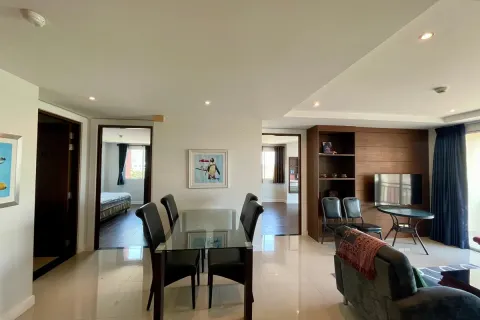 Condominio de 2 dormitorios en Jomtien Beach, Pattaya, Tailandia № 210686 - foto 17