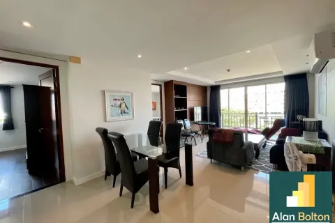 Condominio de 2 dormitorios en Jomtien Beach, Pattaya, Tailandia № 210686 - foto 9