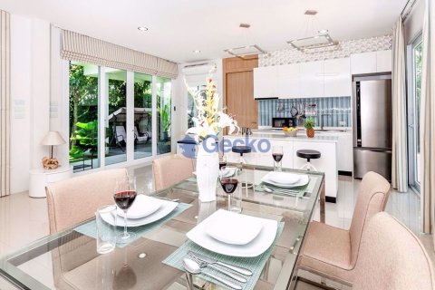 บ้านในพัทยา, ประเทศไทย 5 ห้องนอน № 197158 - รูปถ่าย 17