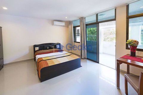 Maison à Pattaya, Thaïlande 4 chambres № 197159 - photo 3