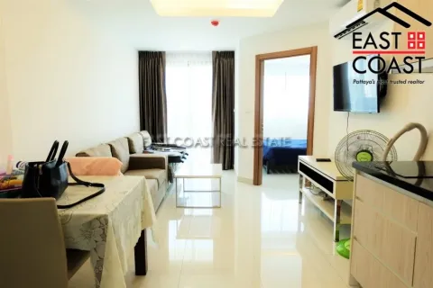Condominio de 1 dormitorio en Jomtien Beach, Pattaya, Tailandia № 213885 - foto 2