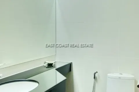 Condominio de 3 dormitorios en Jomtien Beach, Pattaya, Tailandia № 213881 - foto 9