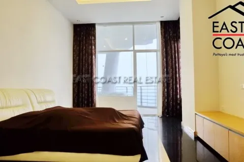Condominio de 3 dormitorios en Jomtien Beach, Pattaya, Tailandia № 213881 - foto 20