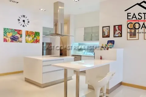 Condominio de 3 dormitorios en Jomtien Beach, Pattaya, Tailandia № 213881 - foto 8