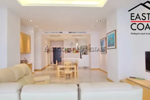 Condominio de 3 dormitorios en Jomtien Beach, Pattaya, Tailandia № 213881 - foto 13