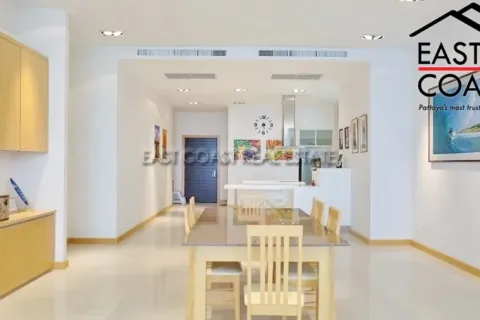 Condominio de 3 dormitorios en Jomtien Beach, Pattaya, Tailandia № 213881 - foto 12