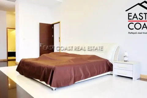 Condominio de 3 dormitorios en Jomtien Beach, Pattaya, Tailandia № 213881 - foto 22