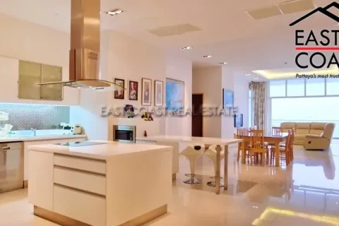 Condominio de 3 dormitorios en Jomtien Beach, Pattaya, Tailandia № 213881 - foto 1