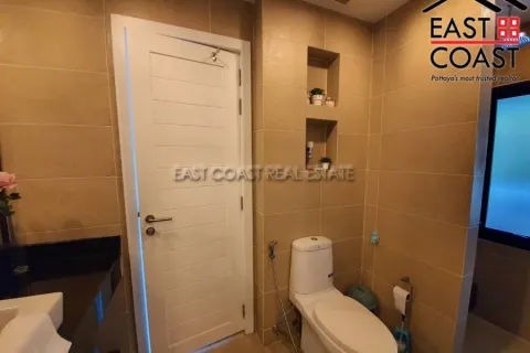 Casa de 3 dormitorios en Pattaya, Tailandia № 213879 - foto 10