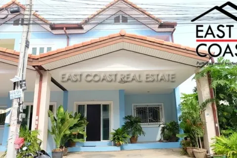 House in Pattaya, Thailand 3 bedrooms № 213884