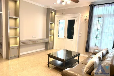 Haus in Bang Na, Bangkok, Thailand 4 Schlafzimmer № 220157 - Foto 5