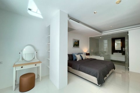 Apartment in Pattaya, Thailand 4 rooms № 150938 - photo 9