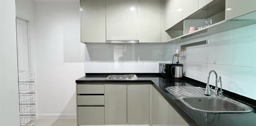 Condo à Bangkok, Thaïlande, 3 chambres № 184748
