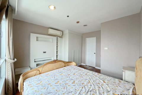 Condo à Bangkok, Thaïlande, 3 chambres № 184748 - photo 10