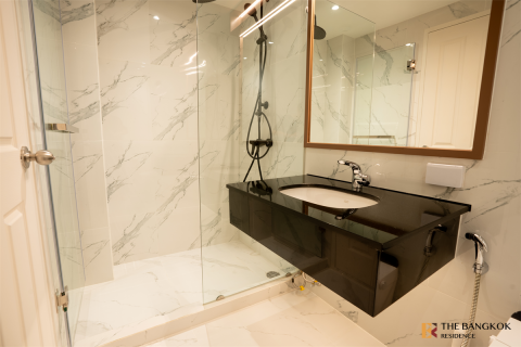 Condo in Bangkok, Thailand, 3 bedrooms № 184747 - photo 3