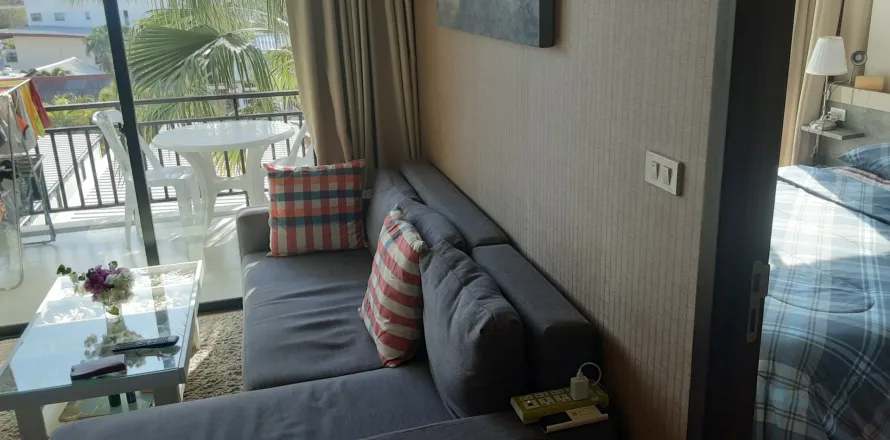 Studio dans le Condo à Phuket, Thaïlande  № 161174