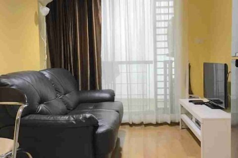 Condo à Phaya Thai, Bangkok, Thaïlande, 1 chambre  № 208769