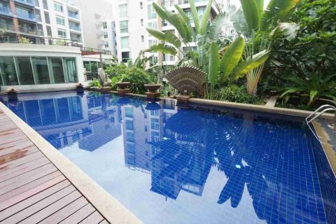 คอนโดมิเนียมในธนบุรี, กรุงเทพฯ, ประเทศไทย, 1 ห้องนอน № 208768 - รูปถ่าย 2