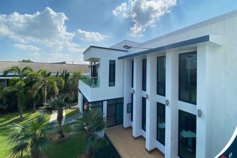 House in Phitsanulok, Thailand 6 bedrooms № 173195 - photo 11