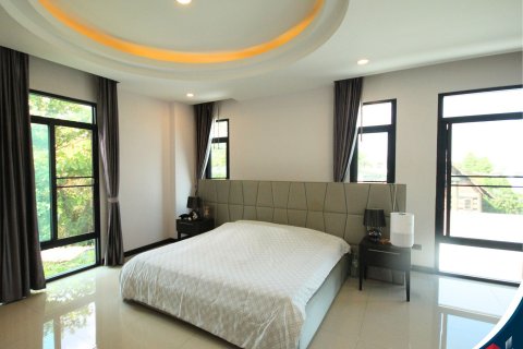 House in Phitsanulok, Thailand 6 bedrooms № 173195 - photo 5