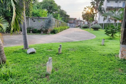 House in Phitsanulok, Thailand 6 bedrooms № 173195 - photo 14