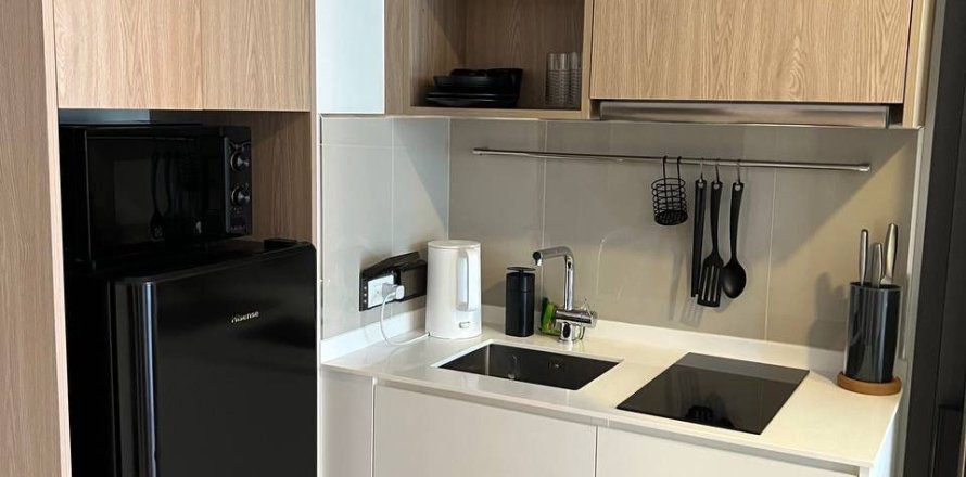 Studio in the Condo in Phuket, Thailand  № 173194