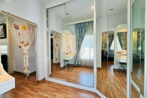 Дом в Ханг Донге, Таиланд с 5 спальнями  № 173196 - фото 24