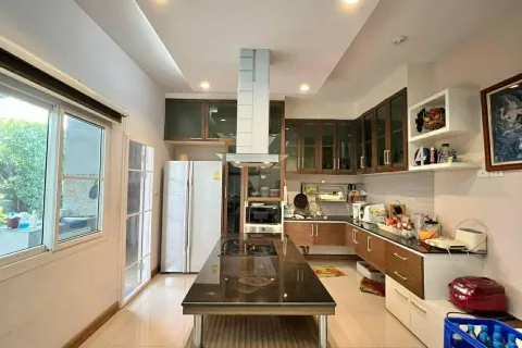 Дом в Ханг Донге, Таиланд с 5 спальнями  № 173196 - фото 6