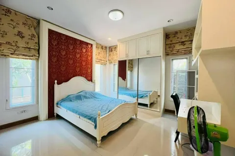 Дом в Ханг Донге, Таиланд с 5 спальнями  № 173196 - фото 5