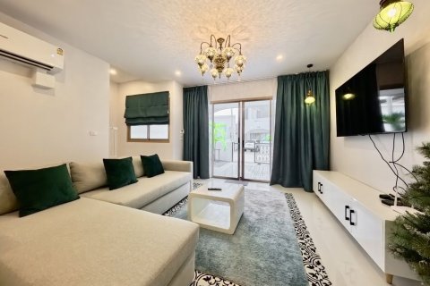 House in Pa Klok, Thailand 3 bedrooms № 173191 - photo 3