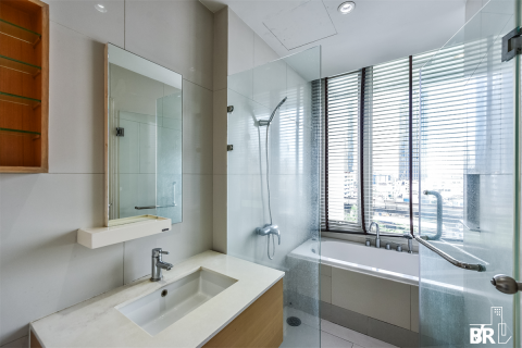 Condo in Bangkok, Thailand, 1 bedroom № 185065 - photo 4
