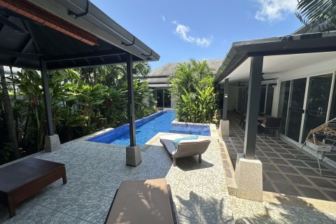 Вилла в Кату, Таиланд с 3 спальнями  № 139066 - фото 2