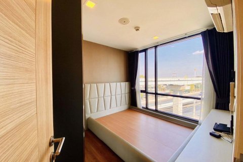 Кондоминиум с 2 спальнями в Минбури, Бангкок, Таиланд № 147095 - фото 12