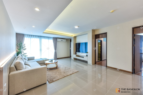 Condo à Bangkok, Thaïlande, 3 chambres № 186176 - photo 2