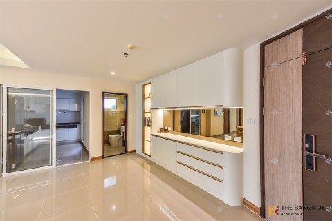 Condo à Bangkok, Thaïlande, 3 chambres № 186176 - photo 5