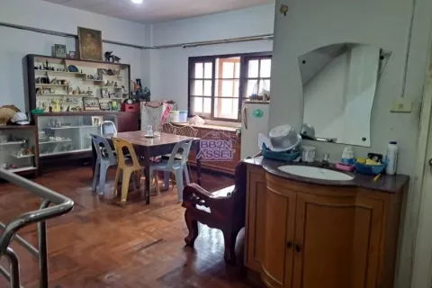 House in Nakhon Ratchasima, Thailand 4 bedrooms № 142251 - photo 22