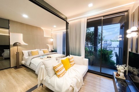 Condo in Pattaya, Thailand, 1 bedroom  № 165550 - photo 4