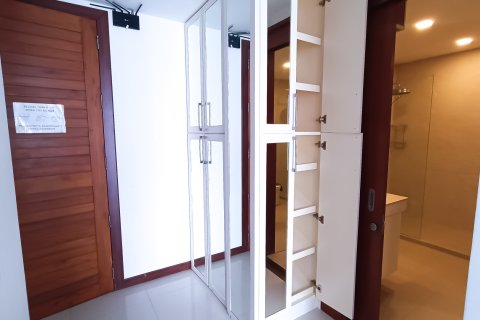 Appartement à Pattaya, Thaïlande 3 chambres № 160186 - photo 14