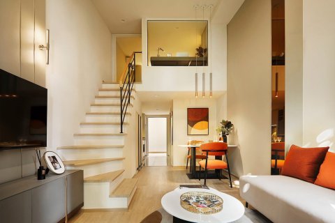 Студия в кондо в Банг Раке, Бангкок, Таиланд № 144841 - фото 1