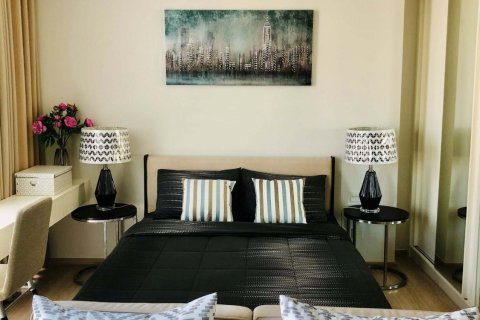 Condo à Huai Khwang, Bangkok, Thaïlande, 2 chambres  № 144846 - photo 10